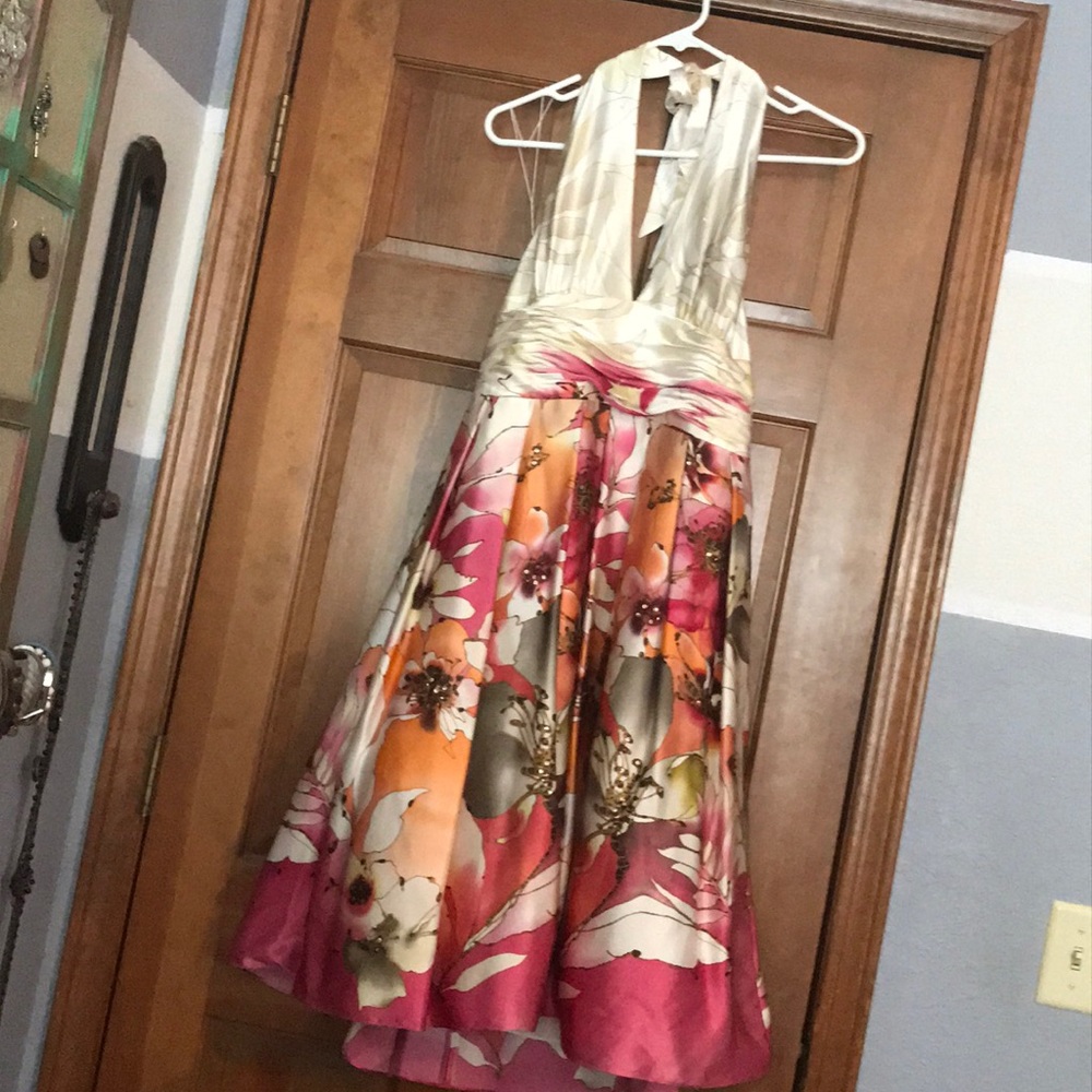 Floral cocktail dress size 12